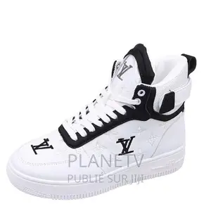 Chaussures Louis Vuitton Disponible