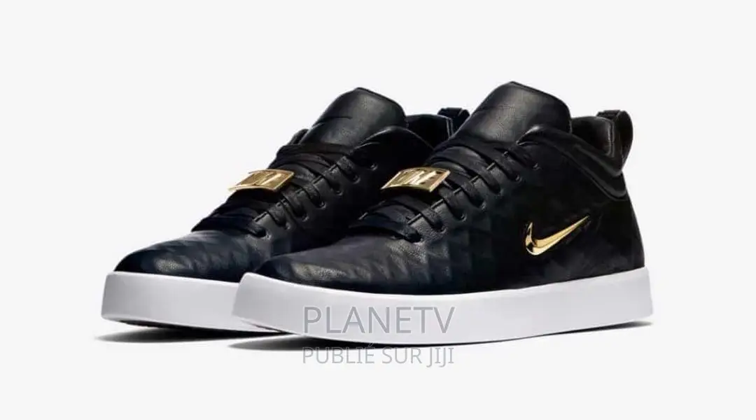 Chaussures Très Jolie Nike Disponible Gf