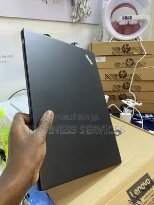 Neuf Lenovo ThinkPad T470s 12GB Intel Core I5 SSD 256GB