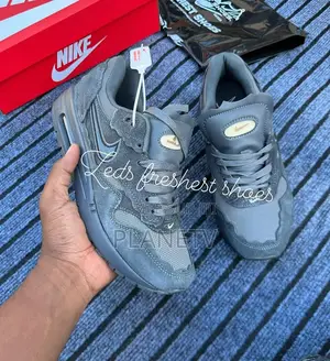 Chaussures Nike Original Disponible TDS