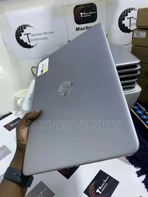 Neuf HP EliteBook 840 G3 8GB Intel Core I7 SSD 256GB