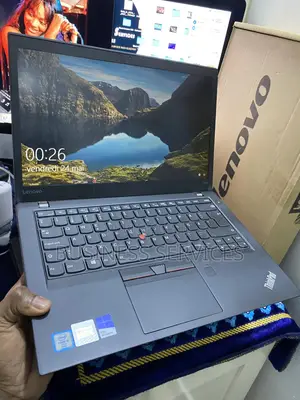 Neuf Lenovo ThinkPad T470s 12GB Intel Core I5 SSD 256GB