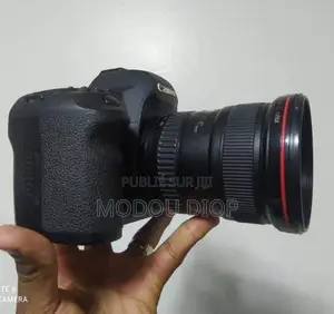 Canon 5d Mark Ii Objectif 135mm F2.8