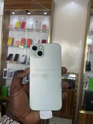 Nouveau Apple iPhone 15 Plus 128 GB Vert