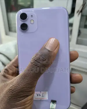 Neuf Apple iPhone 11 128 GB Autre