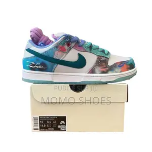 Chaussures Nike Dunk Low