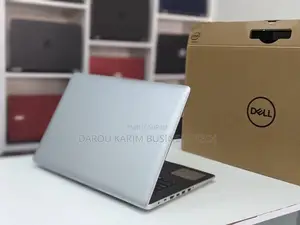 Neuf Dell Inspiron 17 3721 8GB Intel Core I7 SSD 512GB