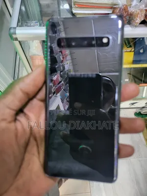 Neuf Samsung Galaxy S10 5G 256 GB Autre