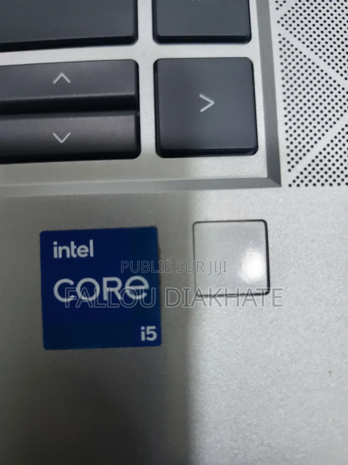 Neuf HP EliteBook 840 G8 16GB Intel Core I5 SSD 256GB