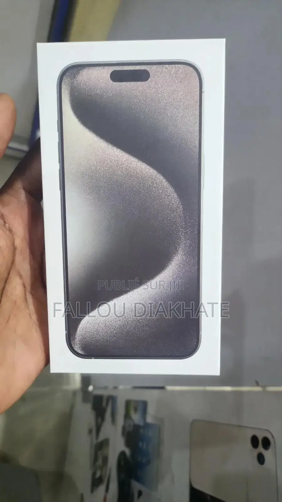 Neuf Apple iPhone 15 Pro 256 GB