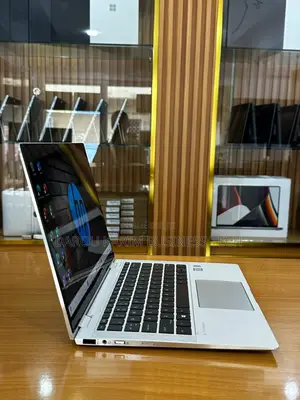 Neuf HP EliteBook X360 1030 G3 8GB Intel Core I5 SSD 256GB