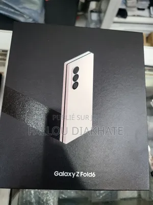 Neuf Samsung Galaxy Z Fold6 256 GB Autre