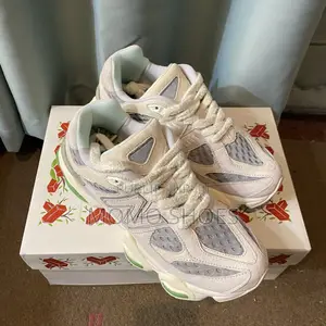 Newblance 9060