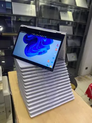 Neuf Ordinateur Portable HP EliteBook 1030 8GB Intel Core I5 SSD 256GB