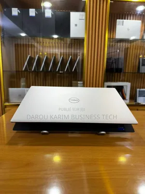 Neuf Ordinateur Portable Dell XPS 15 16GB Intel Core I7 SSD 512GB