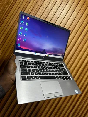 Neuf Ordinateur Portable Dell Latitude 7400 8GB Intel Core I5 SSD 256GB