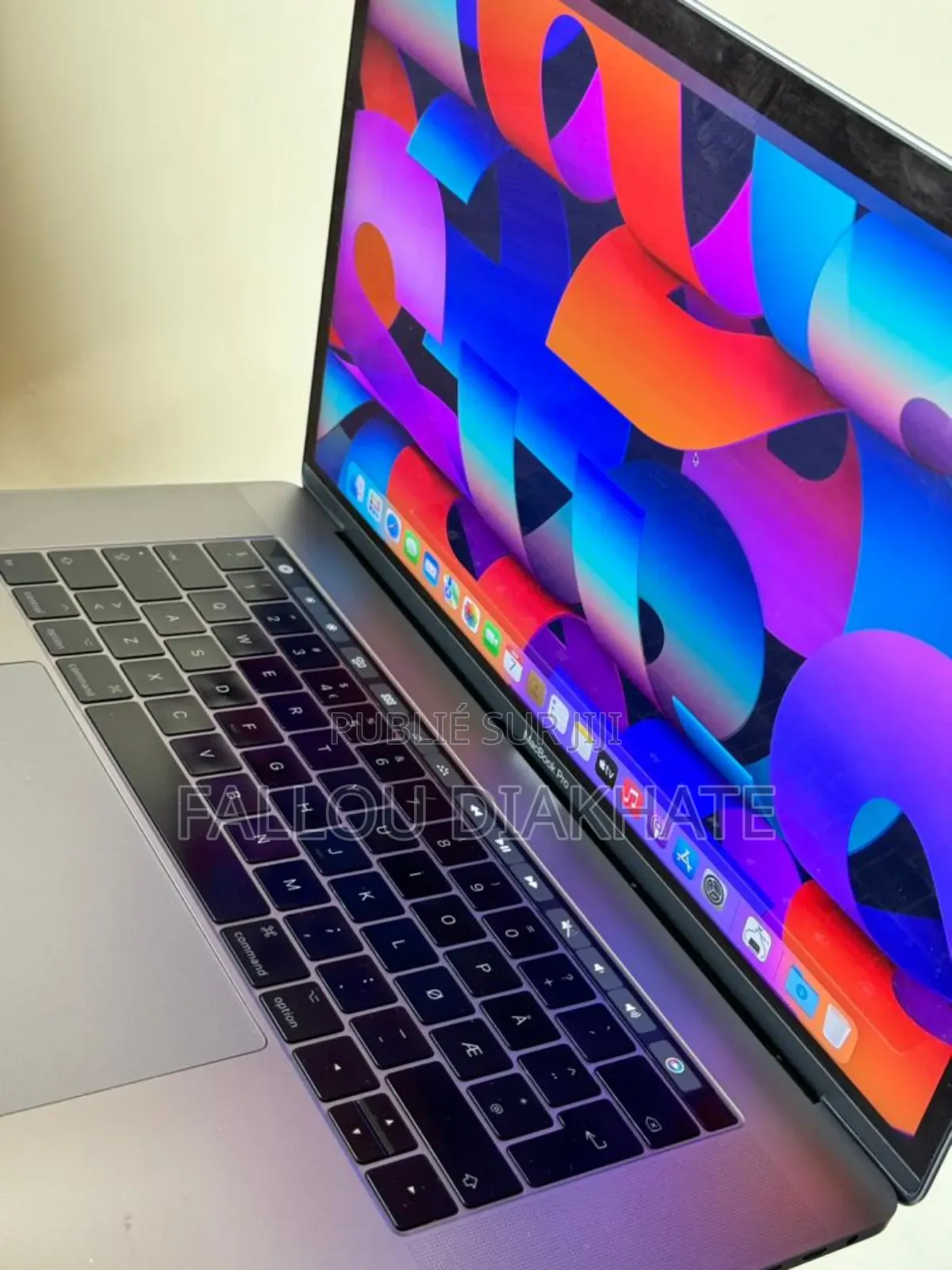 Neuf Ordinateur Portable Pomme MacBook 2018 16GB Intel Core I7 SSD 256GB
