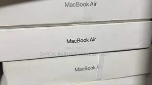 Neuf Apple MacBook Air 2022 M2 8GB Apple M2 SSD 512GB