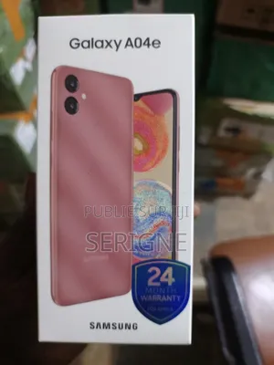 Neuf Samsung Galaxy A04e 32 GB Doré