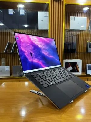 Neuf Ordinateur Portable Dell XPS 15 16GB Intel Core I7 SSD 512GB