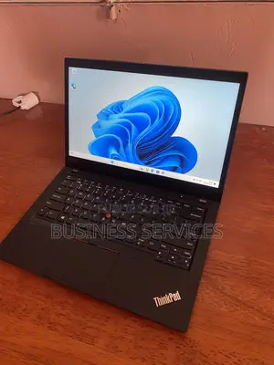 Neuf Lenovo ThinkPad T14 16GB Intel Core I7 SSD 512GB