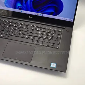 Neuf Dell XPS 15 (9560) 16GB Intel Core I7 SSD 512GB
