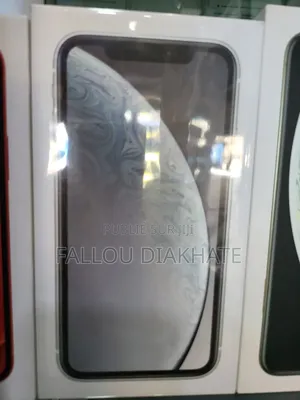 Neuf Apple iPhone XR 128 GB Autre