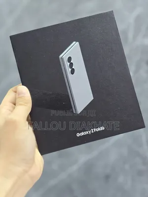 Neuf Samsung Galaxy Z Fold6 256 GB Autre
