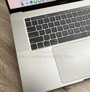 Neuf Apple MacBook Pro 2019 16GB Intel Core I7 SSD 512GB