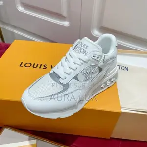Disponible Original Louis Vuitton Run Away White Sneakers