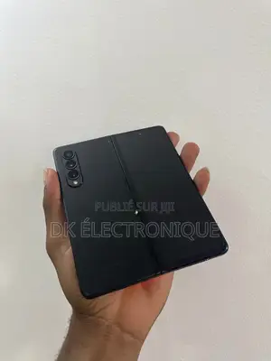 Neuf Samsung Galaxy Z Fold 3 256 GB Noir