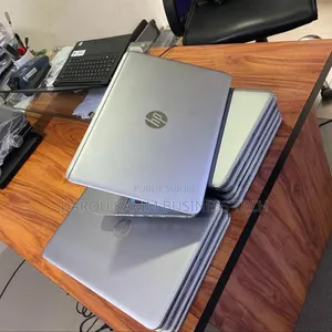 Neuf HP EliteBook 840 G3 16GB Intel Core I5 SSD 256GB