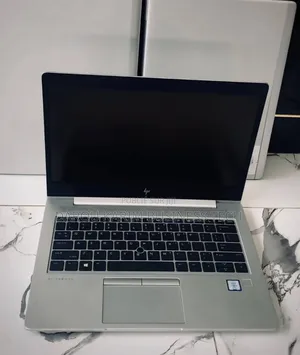 Neuf HP EliteBook 840 G5 8GB Intel Core I5 SSD 256GB