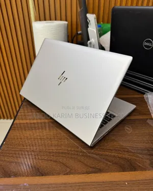 Neuf HP EliteBook 840 G8 16GB Intel Core I5 SSD 256GB