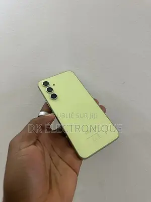 Neuf Samsung Galaxy A54 5G 128 GB Jaune
