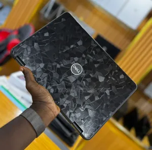 Neuf Ordinateur Portable Dell Latitude 3189 4GB Intel Celeron SSD 320GB