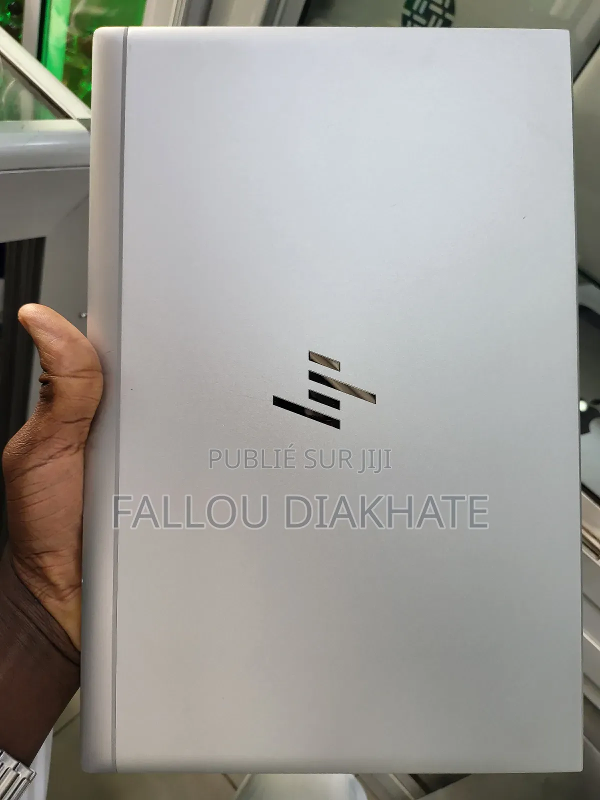 Neuf HP EliteBook 840 G8 16GB Intel Core I5 SSD 256GB