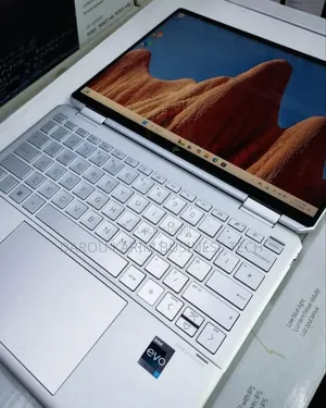 Neuf Ordinateur Portable HP Spectre 14 16GB Intel Core I7 SSD 1T
