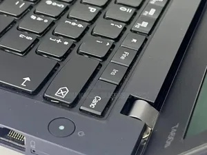 Neuf Lenovo ThinkPad T460s 8GB Intel Core I5 SSD 256GB