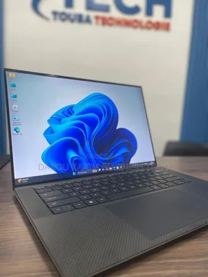 Neuf Ordinateur Portable Dell XPS 15 16GB Intel Core I7 SSD 512GB