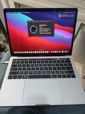 Neuf Pomme MacBook Pro 2019 16GB Intel Core I5 SSD 256GB