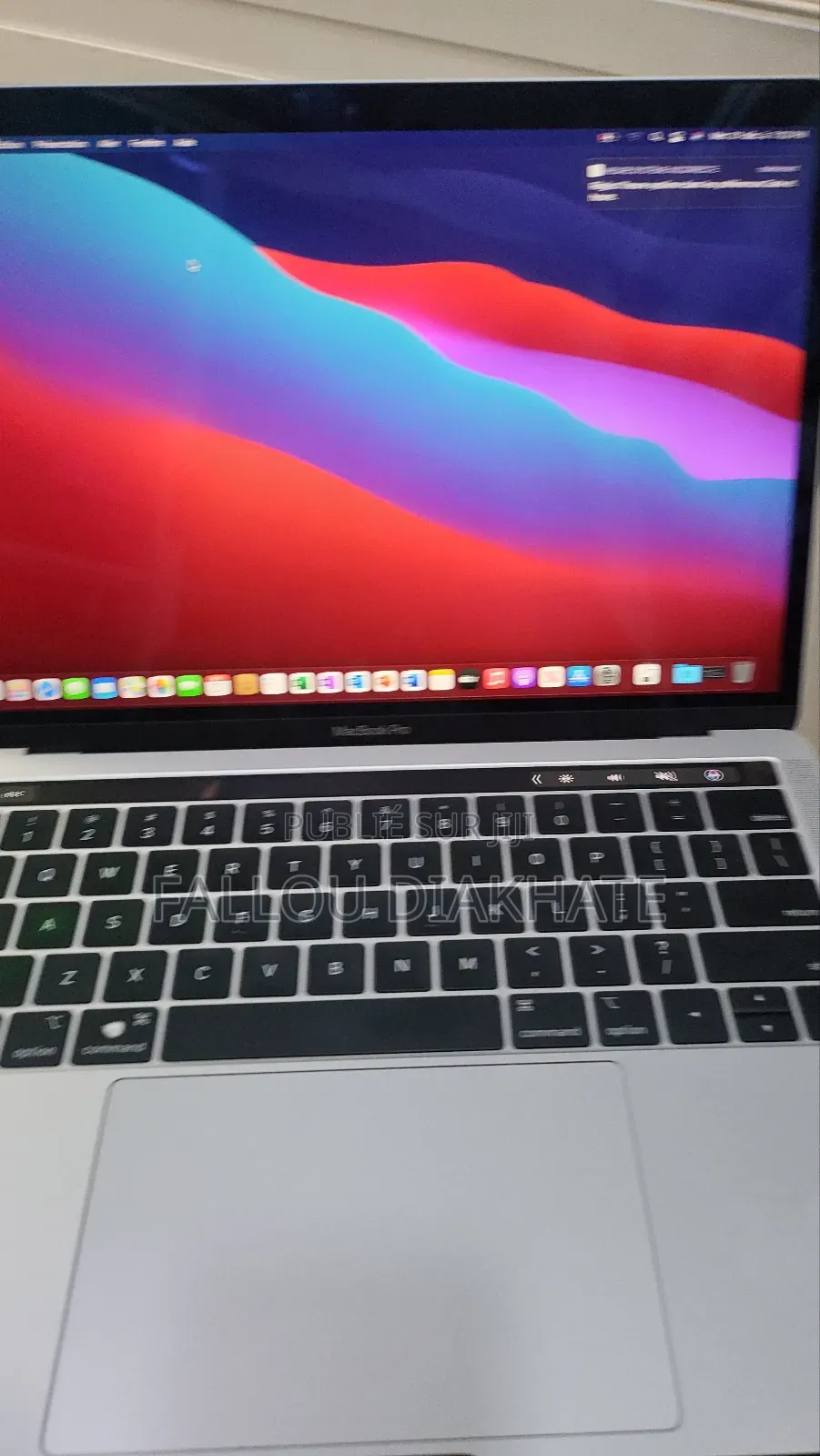 Neuf Pomme MacBook Pro 2019 16GB Intel Core I5 SSD 256GB
