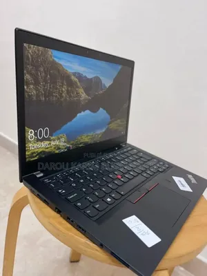 Neuf Lenovo ThinkPad T480 8GB Intel Core I5 SSD 256GB