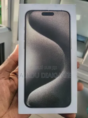 Neuf Apple iPhone 15 Pro Max 256 GB