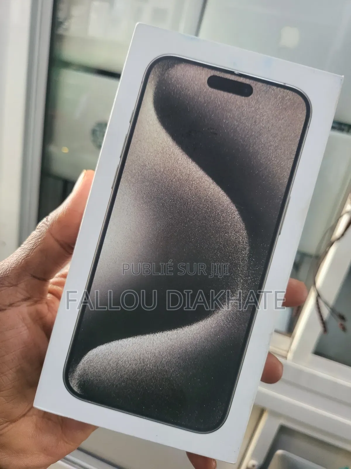 Neuf Apple iPhone 15 Pro Max 256 GB