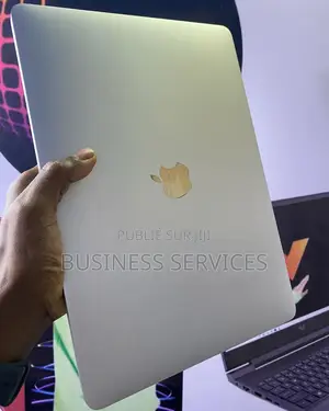 Neuf Apple MacBook Pro 2017 16GB Intel Core I5 SSD 512GB