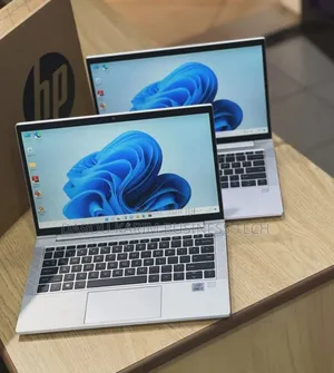 Neuf HP EliteBook 830 G7 16GB Intel Core I5 SSD 256GB