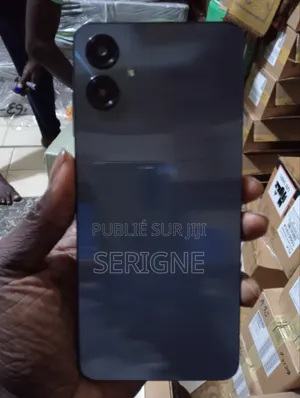 Neuf Samsung Galaxy A06 128 GB Noir