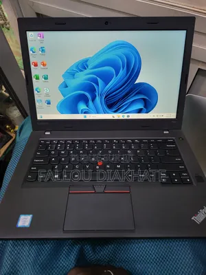Neuf Lenovo Thinkpad X13 Yoga 8GB Intel Core I5 SSD 256GB