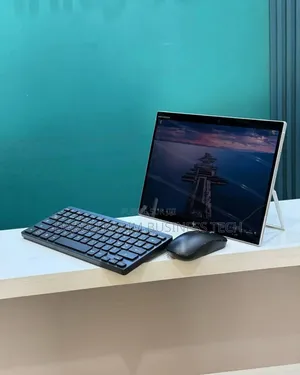 Neuf HP Elite X2 1013 G4 8GB Intel Core I5 SSD 256GB